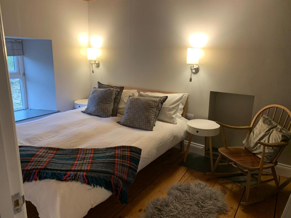 Min-Y-Fford Sleeps 6 Plus Pet Newport  Eksteriør billede